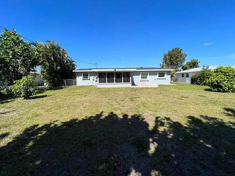 5221 York Ct — Photo 34