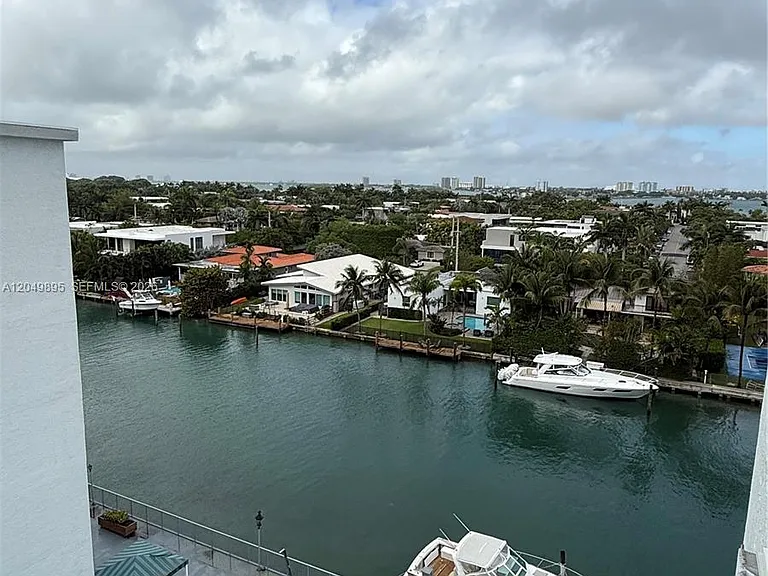 10000 W Bay Harbor Dr #Penthouse 4 — Photo 20