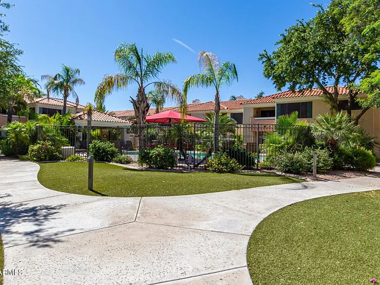 9990 N Scottsdale Rd #1030 — Photo 41