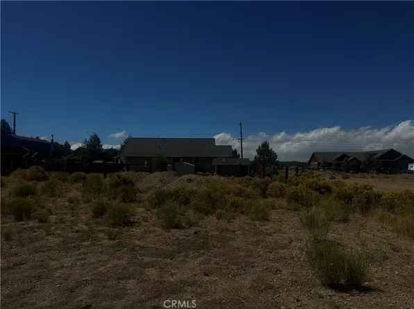 809 Castle Ln #8, Big Bear City, CA 92314