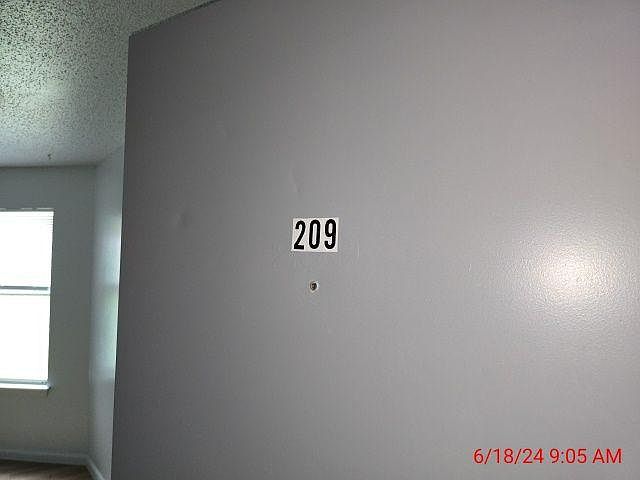 Unit Photo