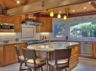 4769 Woodview Dr, Santa Rosa, CA 95405