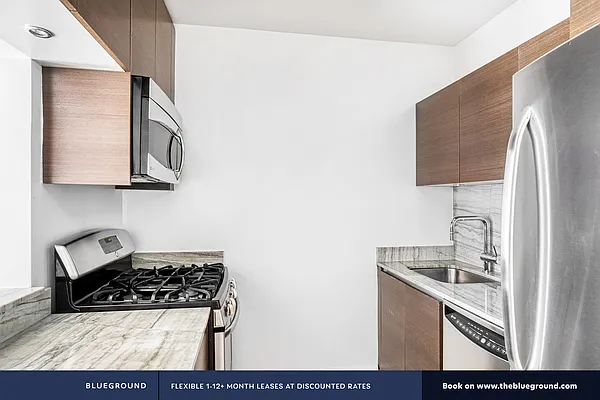 Rented by The Blueground | media 7