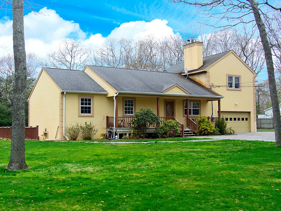 1st image of 14 Queens Ln