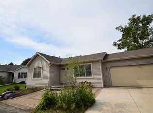 3045 Artesian Ln, Madison, WI 53713