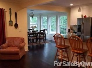 1618 S Main St, Mount Airy, NC 27030