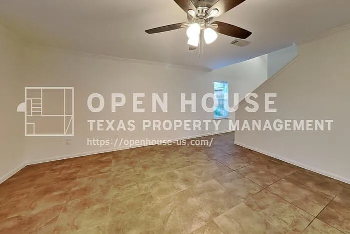 3 bed, 2.5 bath, 1993 sqft, $2,175 — Photo 4