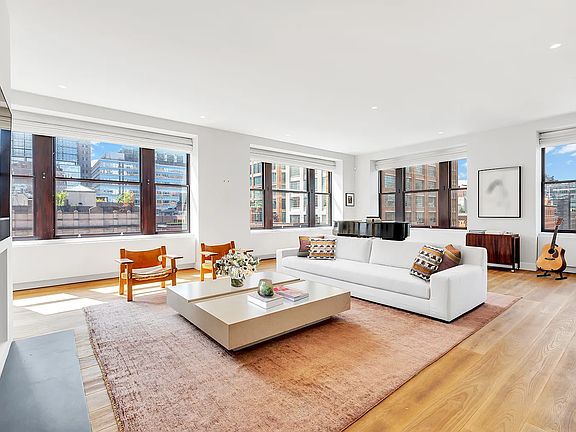 3rd image of 124 Hudson St APT 7B