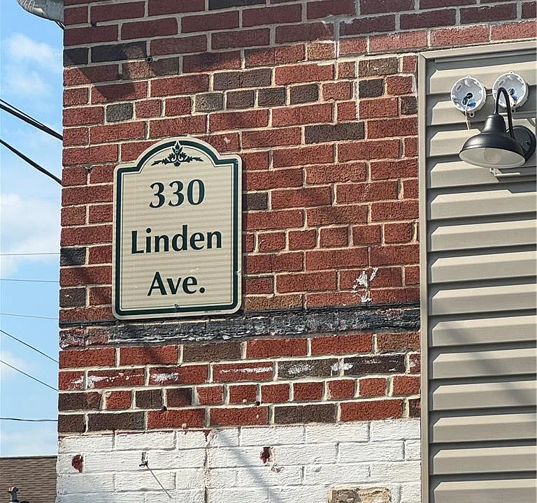 330 Linden Ave #2