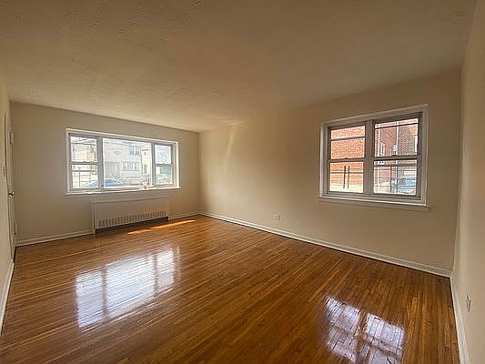 2nd image of 10 Eleven Beach St #30-2B