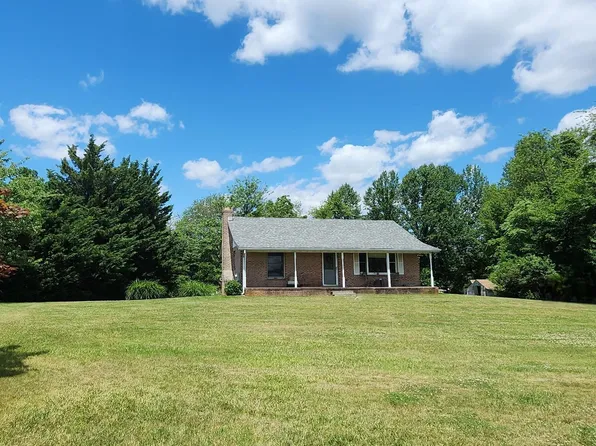 1838 Jordans Retreat Rd, New Windsor, MD 21776