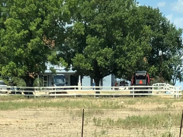 4976 Fm 744, Corsicana, TX 75110