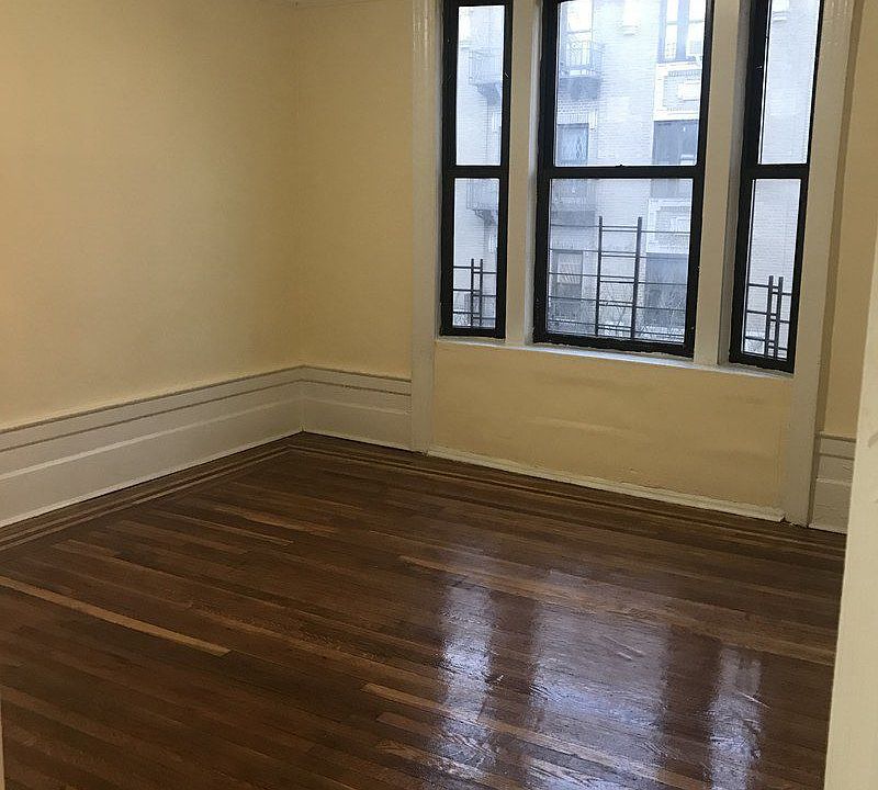 1st image of 44 Pinehurst Ave APT 1D