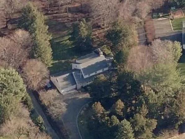96 Compo Road North, Westport, CT 06880