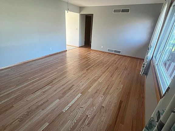 5th image of 5621 Falmouth Dr