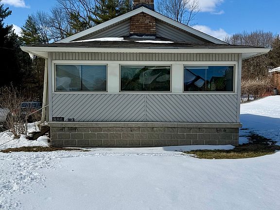 3rd image of 886 S Raceway Rd