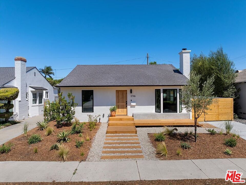 1st image of 3746 West Blvd