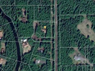 3368 Chokecherry Ct, North Pole, AK 99705