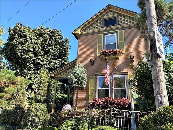 4th image of 944 Stanview Ave