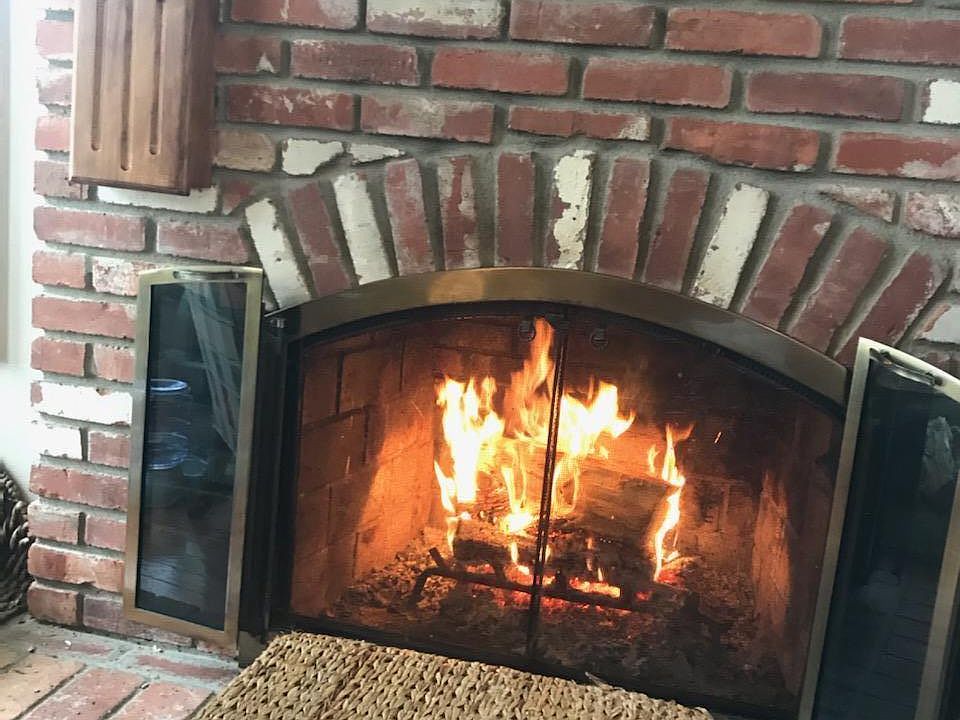Warming Room In Kitchen. So cozy!