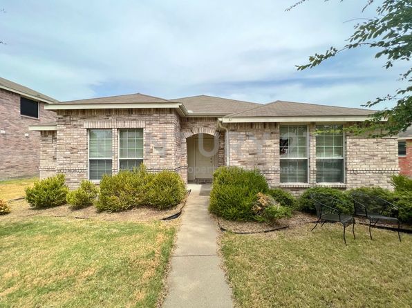 1616 Logan Dr
