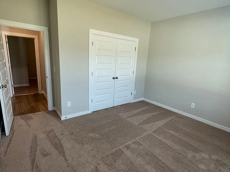 459 Troubadour Ln — Photo 36