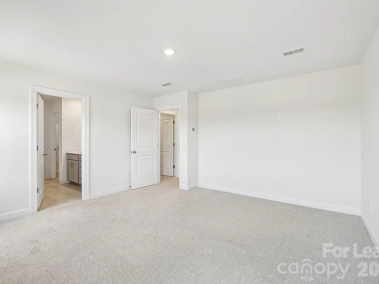 1852 Wrenley Dr — Photo 30