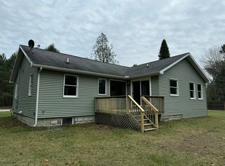 8704 Osmo St, Kaleva, MI 49645