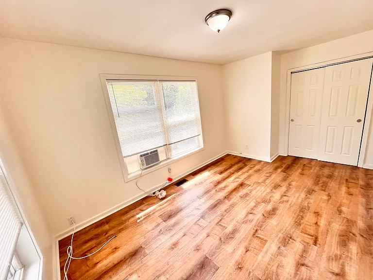 119 Bassett St #2B — Photo 12