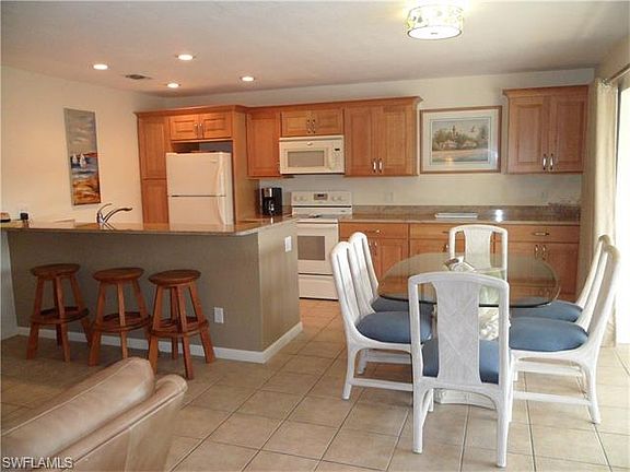 3rd image of 827 E Gulf Dr Unit A6