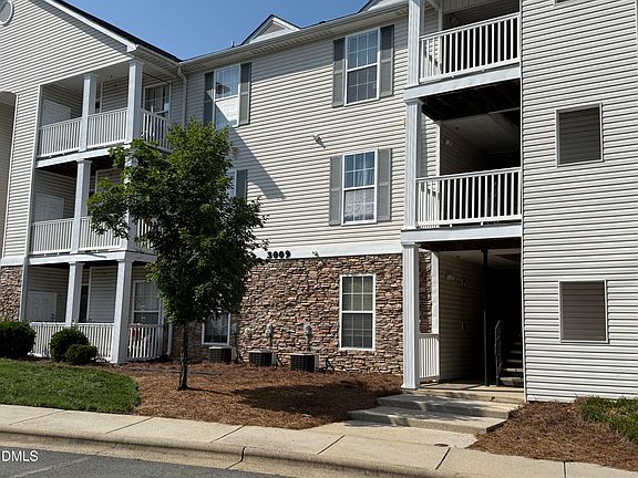 2nd image of 3009 Winston Dr APT 96