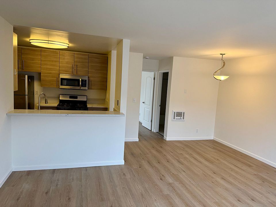 1st image of 9313 National Blvd APT 205