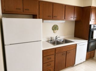 700 Concord Ln #718, Barrington, IL 60010
