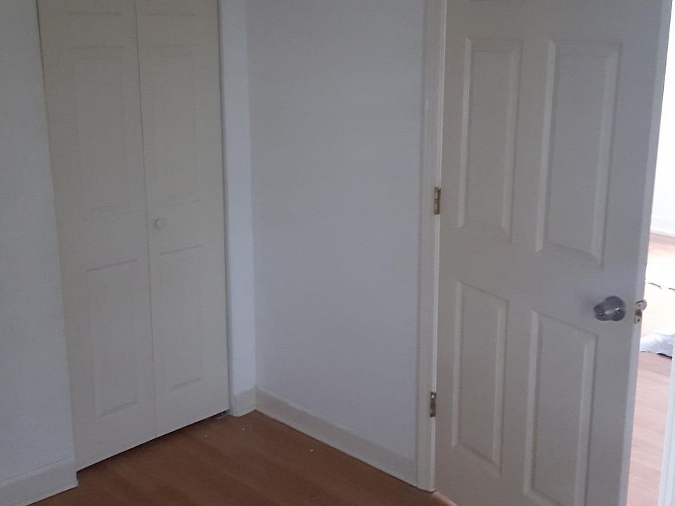 2nd image of 14 W 19th St Floor 2