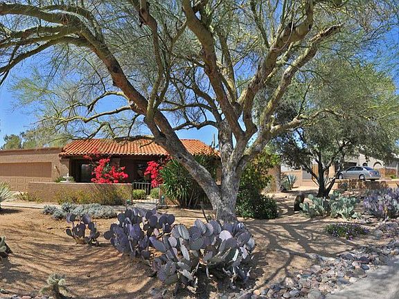 2nd image of 9420 E Calle De Valle Dr