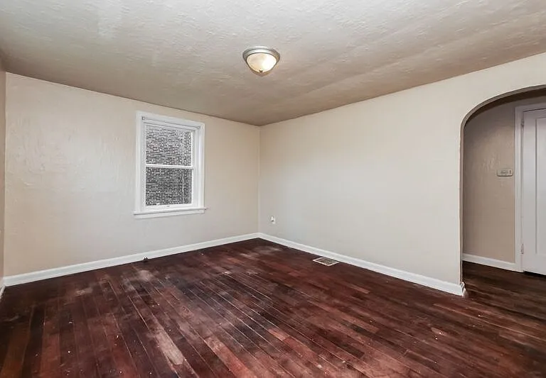 618 1/2 Lucas Dr #618 — Photo 4