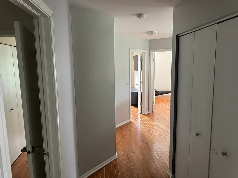 215 Dogwood Ct — Photo 13