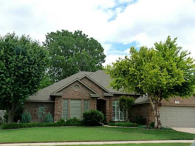 1st image of 713 Villa Ave