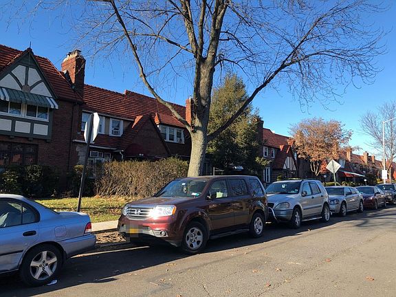 2nd image of 11652 218th St
