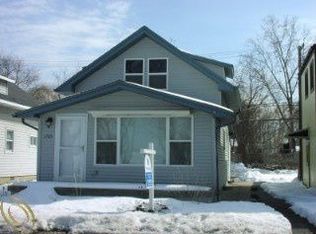 1705 E Lake Dr, Novi, MI 48377