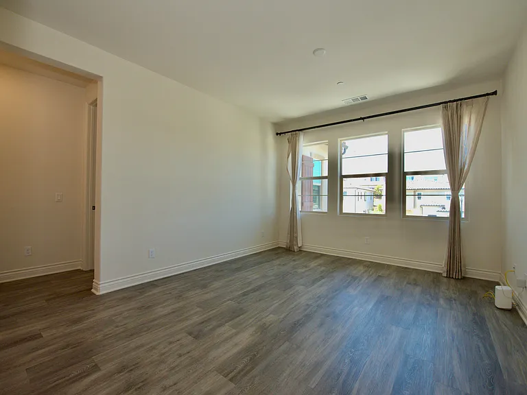 1812 Canyon Oaks Ln — Photo 23