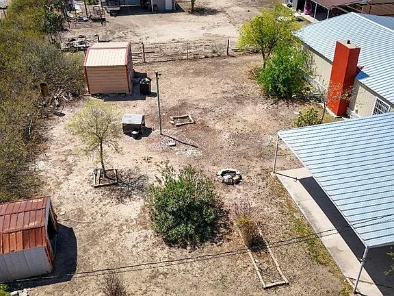 2nd image of 117 Rusty Dr