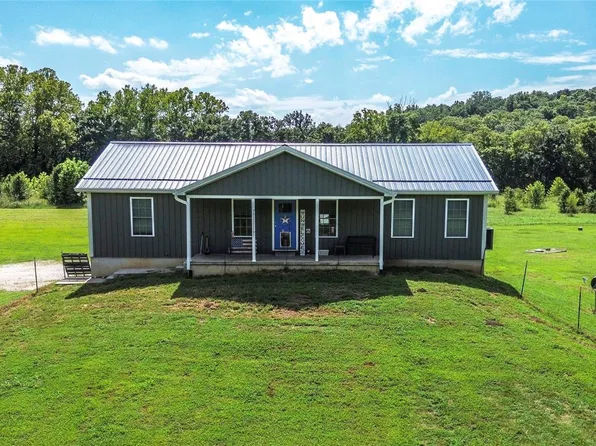 3970 Victoria Rd, Festus, MO 63028