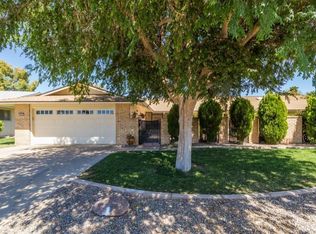 18041 N Desert Glen Dr, Sun City West, AZ 85375