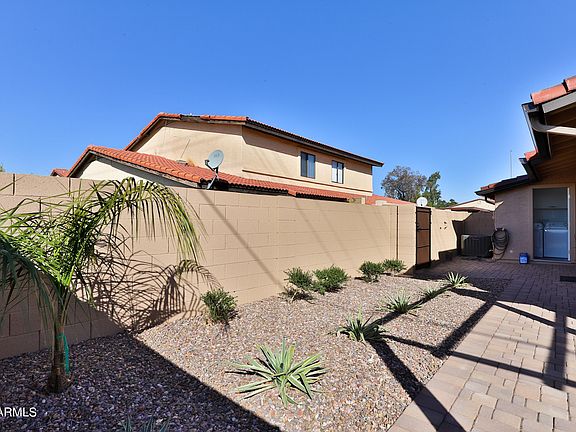 5th image of 6221 E Greenway St APT 2