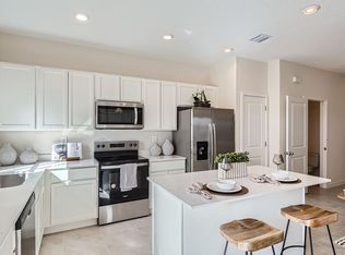 660 SW 12th St, Florida City, FL 33034