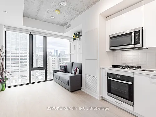 195 McCaul St Photo 1