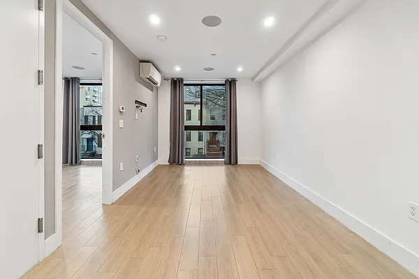 Rented by Corcoran | media 19