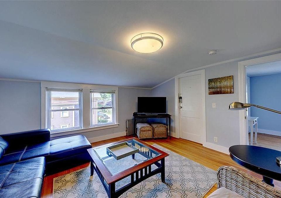 1st image of 77 Mawney St Floor 3