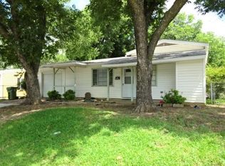 1807 E Mitchell St, Arlington, TX 76010